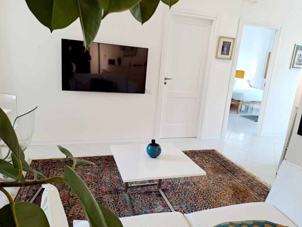Casage Apartment Salerno Bagian luar foto